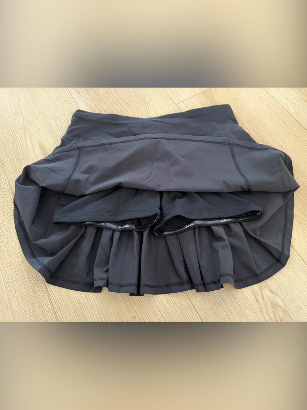 lululemon athletica Black Pleated Tennis Skirt with Zip Pocket - Picture 3 of 3